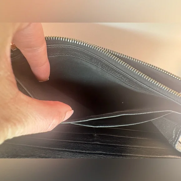 Balenciaga Giant Continental Wallet Black Lambskin Gold Hardware Authentic - Picture 9 of 15